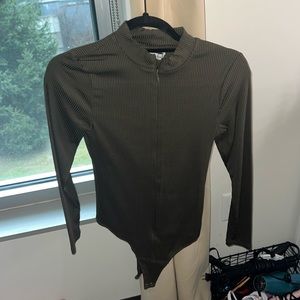 Green Abercrombie zip up bodysuit long sleeve